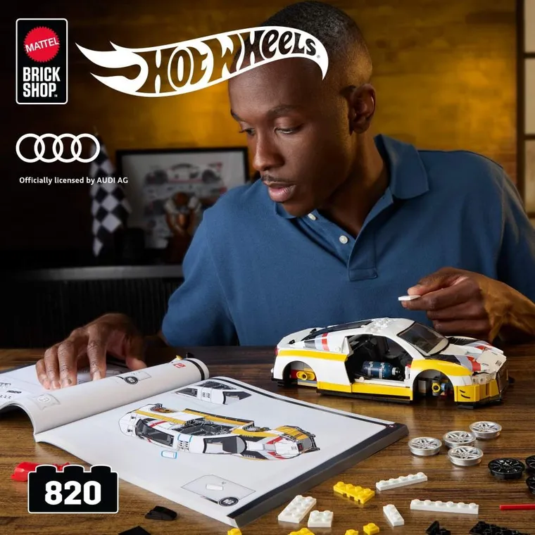 Mattel Brick Shop, Hot Wheels, '15 Audi R8 LMS, set de blocuri, 820 piese