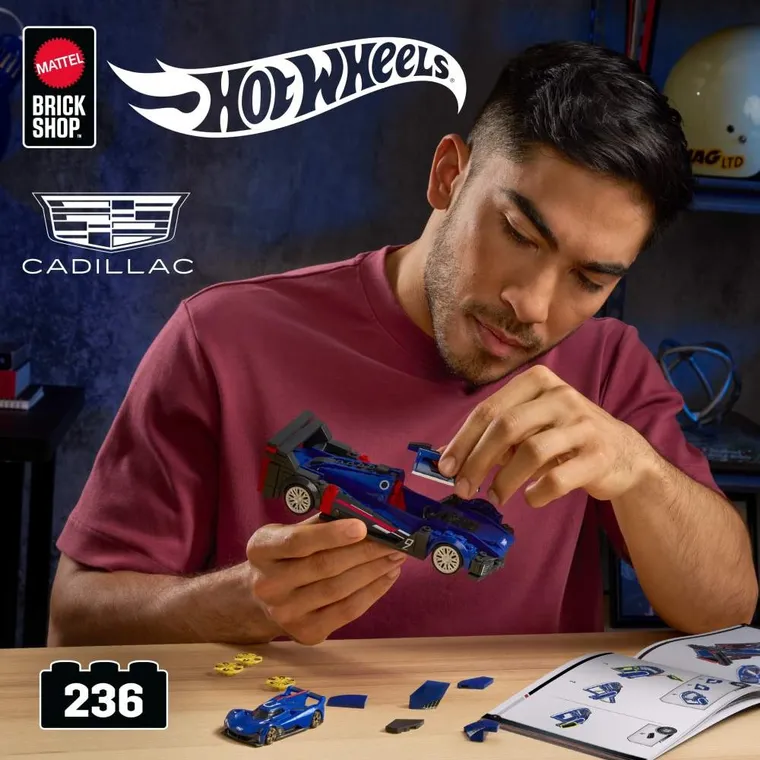 Mattel Brick Shop, Hot Wheels, Speed Series Cadillac Project GTP Hypercar, set de constructie, 236 piese