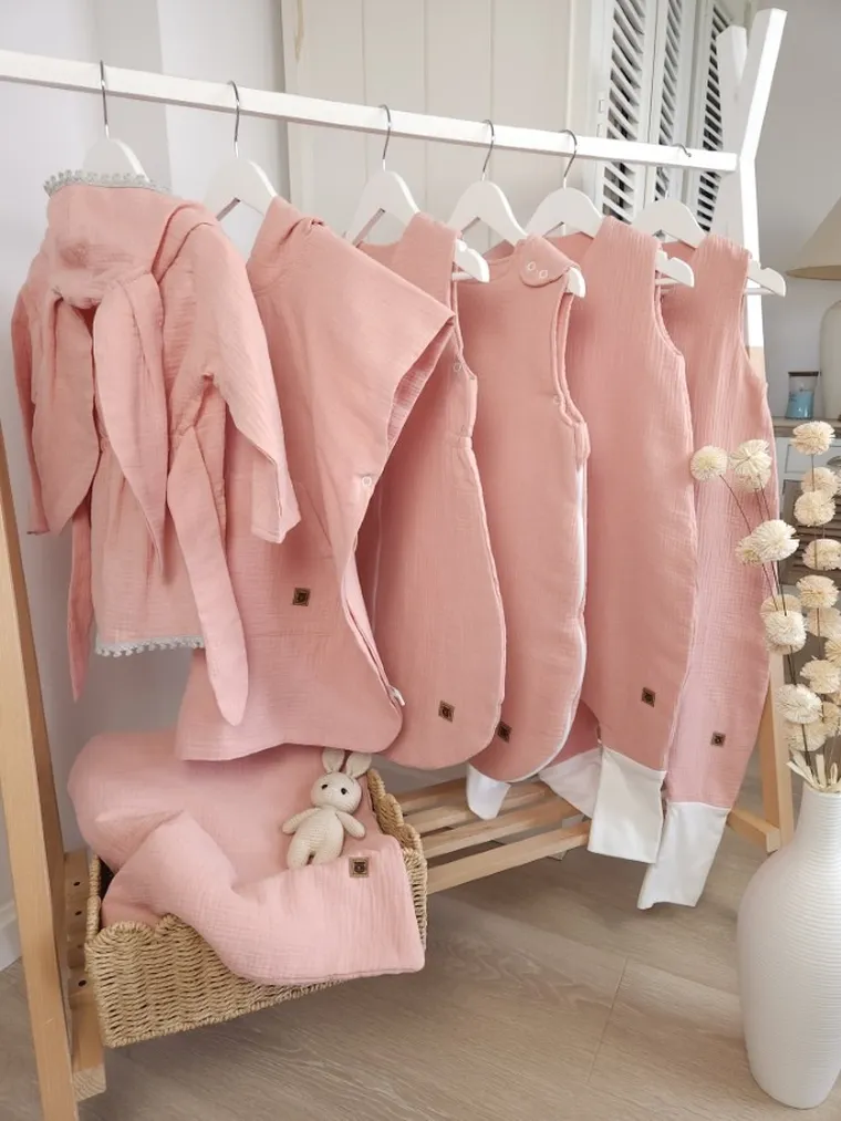 MimiNu, sac de dormit subtire de vara cu picioare, muselina, TOG 0.5-1.0, marime S, 1-2,5 ani, roz