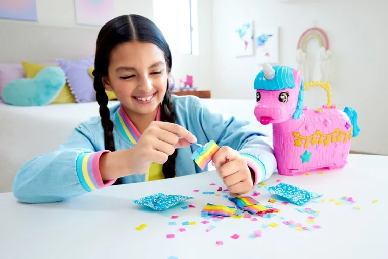 Polly Pocket, Unicorn Partyland, set de joaca cu papusi si accesorii