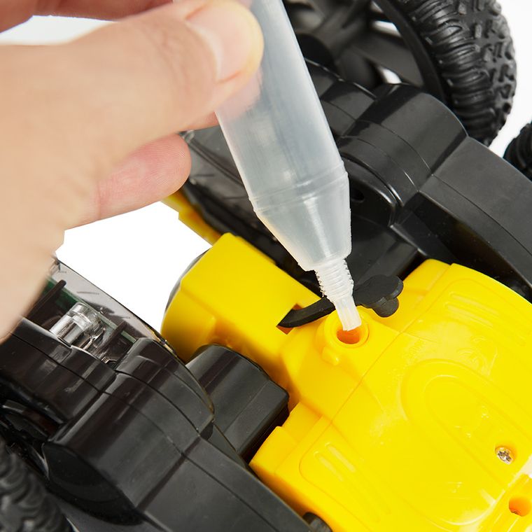 Race Xtreme, masinuta de cascadorii, vehicul cu abur si functie de proiectie