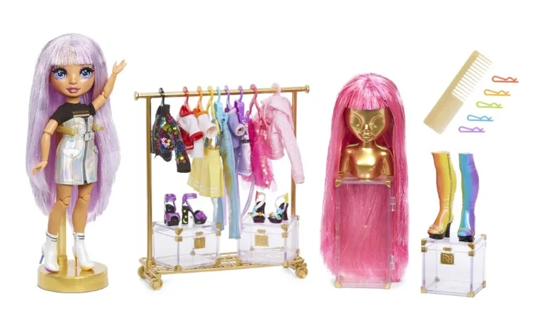 Rainbow High, Fashion Studio, set papusa cu accesorii