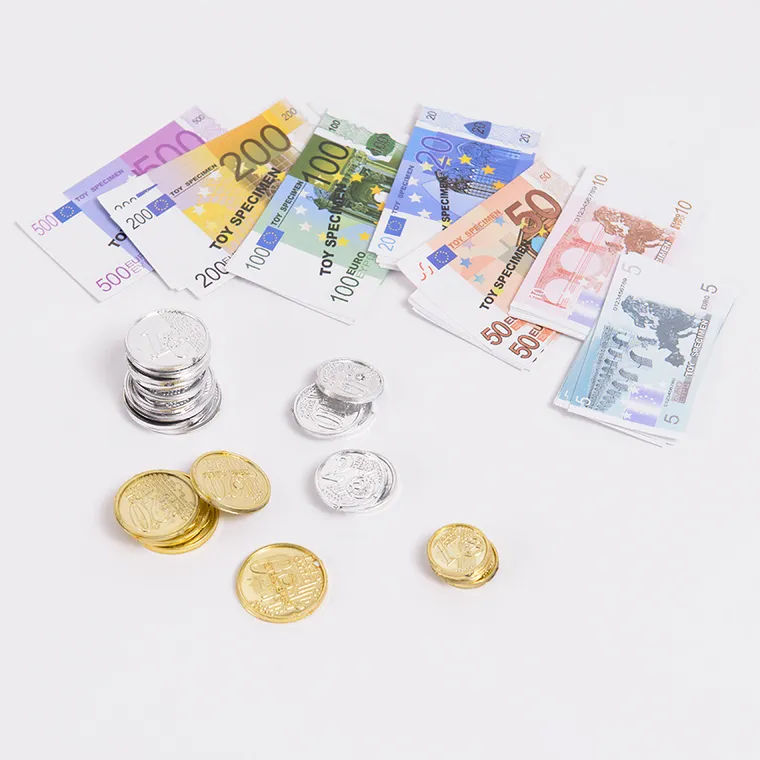 Smiki, Euro, bani de jucarie, monede si bancnote