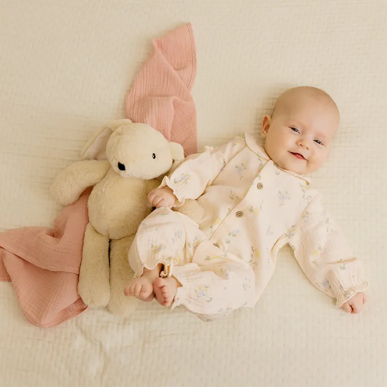 Smiki, Little Dreamer, Iepuras cu sunete albe, jucarie de plus cu lumini si melodii