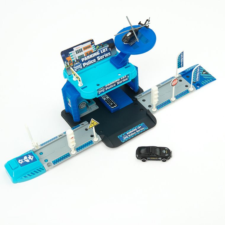 Smiki, Politia, parcare cu vehicule, 1:58