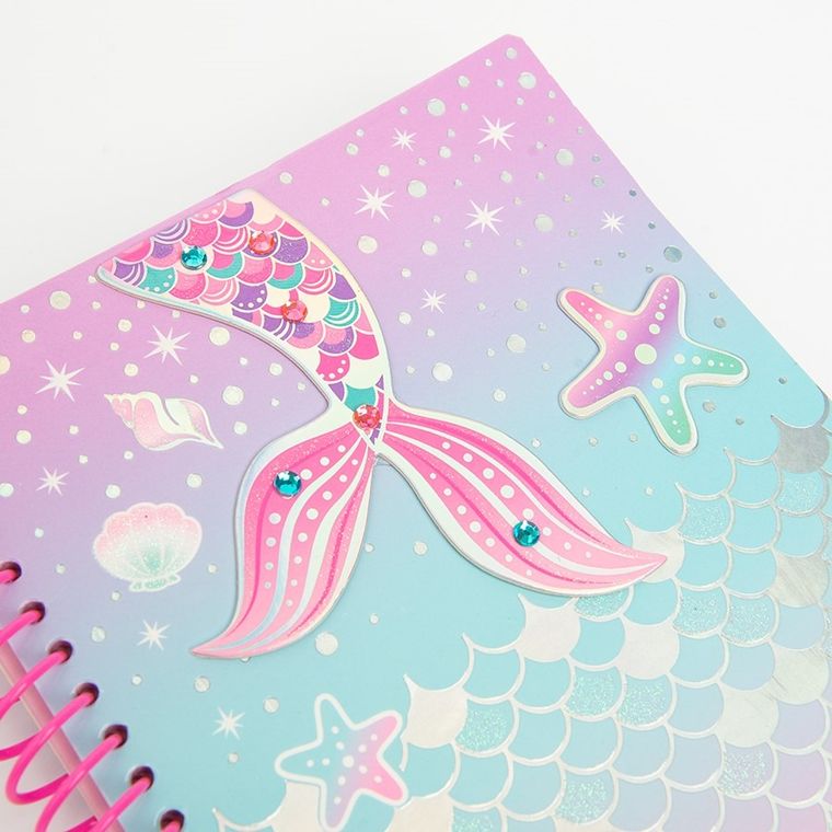 Smiki, Sirena, jurnal cu accesorii
