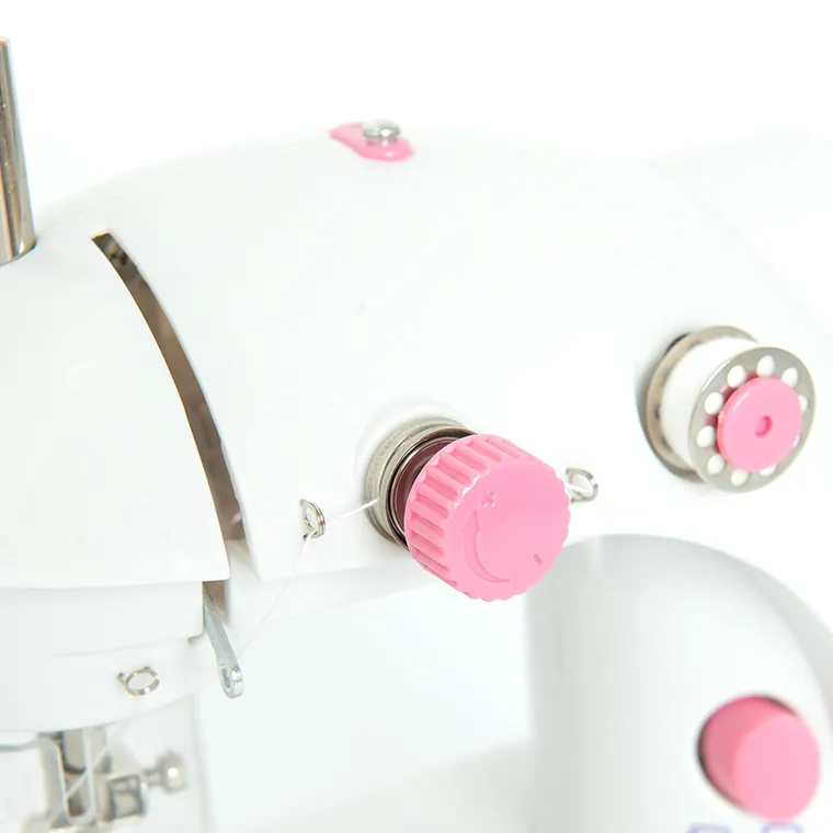 Smiki, Stylo, masina de cusut