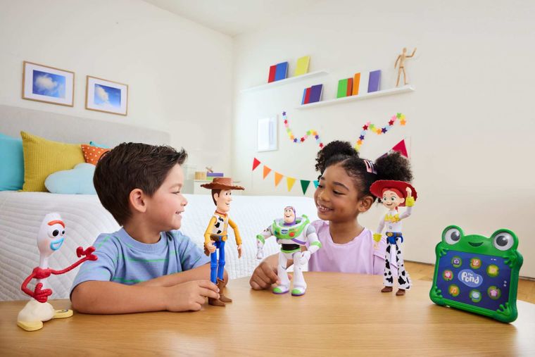 Toy Story 5, Jessie, figurina vorbitoare interactiva, scara 18 cm