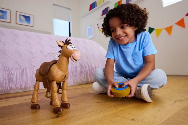 Toy Story 5, Mustang RC, jucarie cu telecomanda
