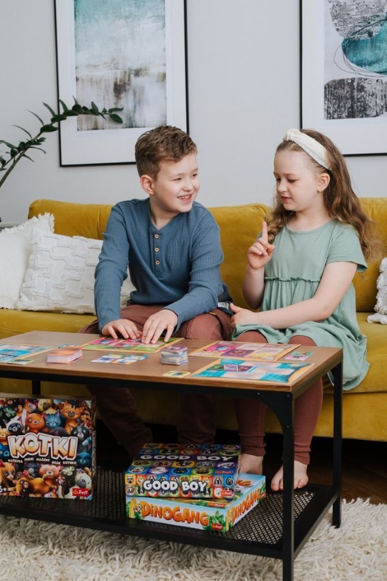 Trefl, Dinogang, joc