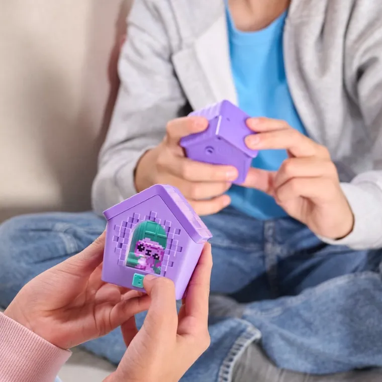 Bitzee, Dog House, animal de companie digital interactiv