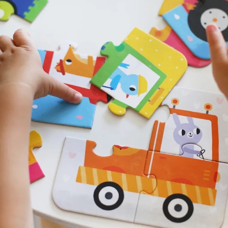 Banana Panda, On-the-Go Puzzle Vehicule, set de puzzle-uri, pentru varsta de 2+, 20 piese