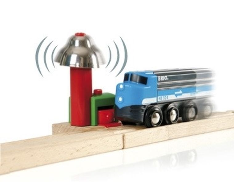 Brio World, Bip magnetic, jucarie din lemn