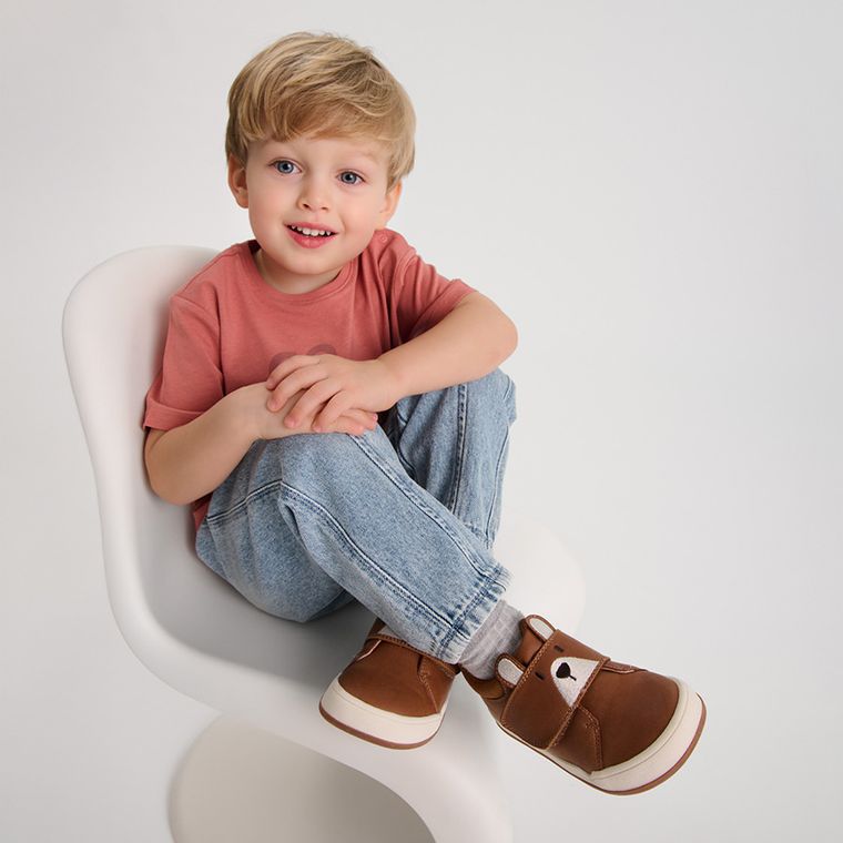 Cool Club, Pantofi sport pentru baieti, maro, parfumati, brant din piele, talpa Barefoot