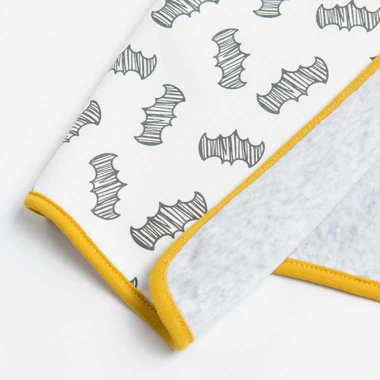 Cool Club, Set pentru copii, Body cu maneca scurta, Salopeta cu botosei, Pantaloni cu botosei, Caciula, Baveta, Patura, mix, imprimeu Batman