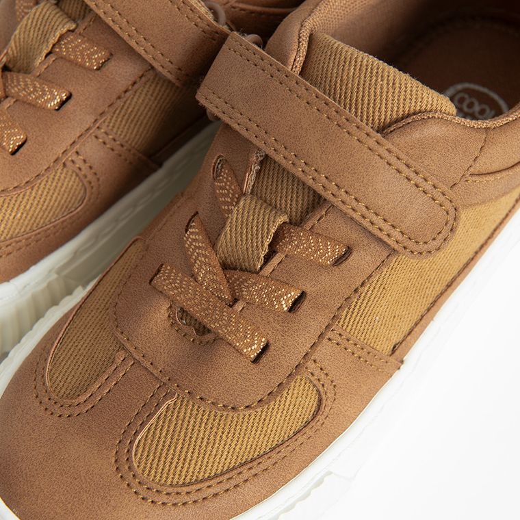 Cool Club, Tenisi pentru baieti, maro