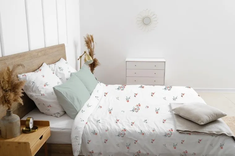 Cottage Home, Flori Delicate, set lenjerie de pat, 3 piese, 140-200 cm