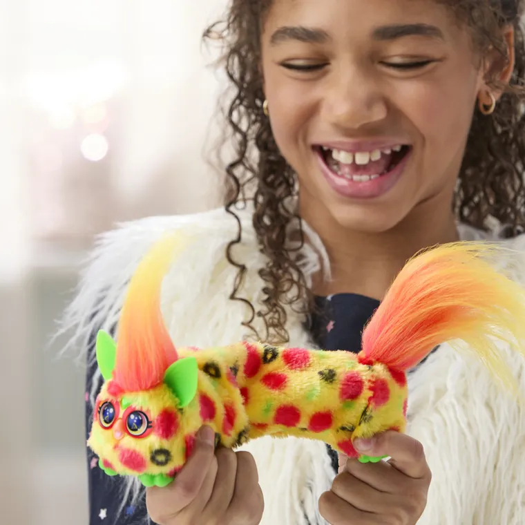 Furby, DJ Pepp-Oh-Roni, jucarie de plus electronica