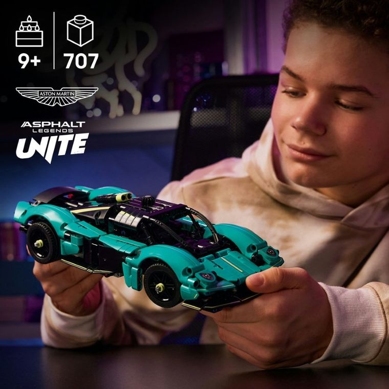 LEGO Technic, Aston Martin Valkyrie, 42208