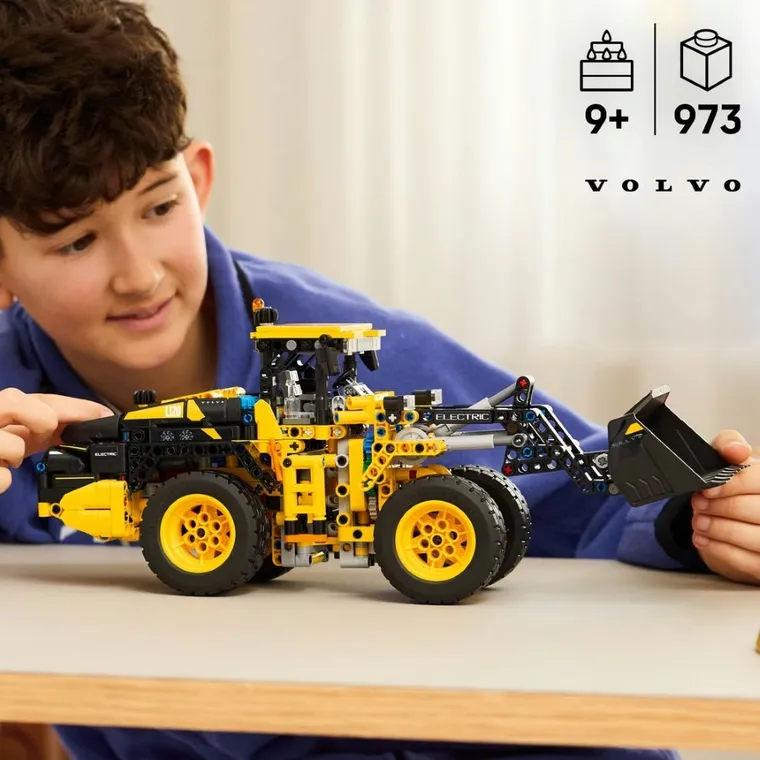 LEGO Technic, Incarcator frontal Volvo L120 Electric, 42209