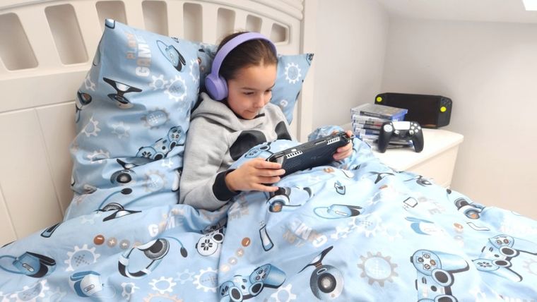 MimiNu, Gamer, set lenjerie de pat single, 160-200 + 50-60 cm