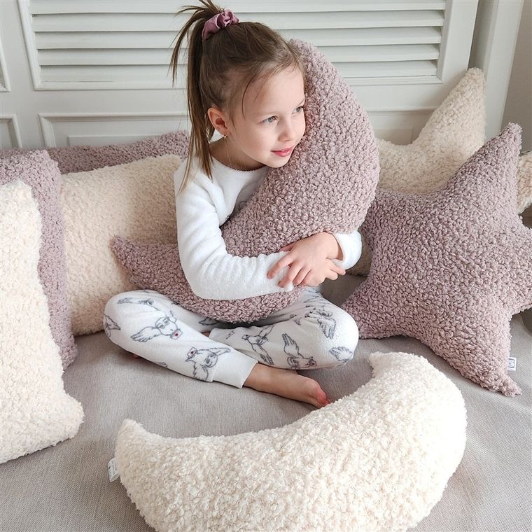 MimiNu, Luna, perna decorativa