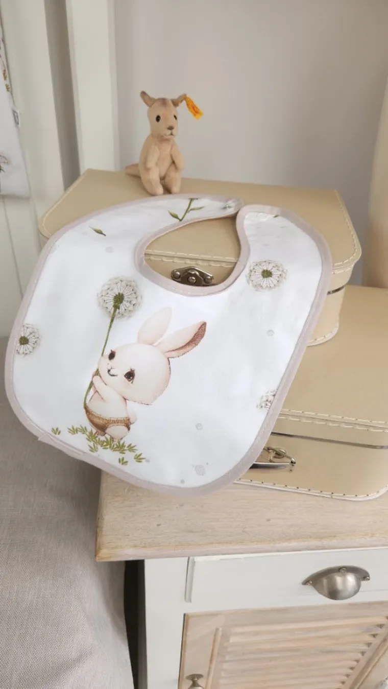 MimiNu, Pisici, baveta impermeabila