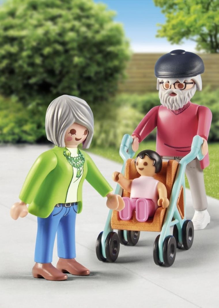 Playmobil, My Life, Bunicii si nepotul, 71613