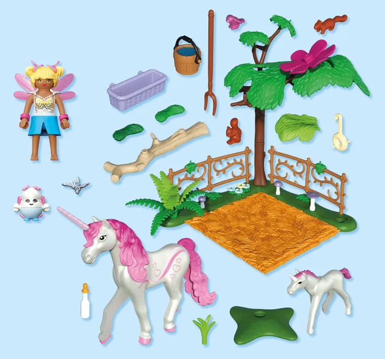 Playmobil, Princess Magic, Grajd magic de unicorn pentru mama si manz, 71839