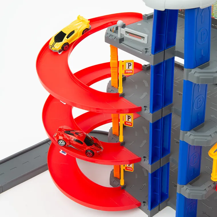 Smiki, pista de curse cu parcare si lift, set cu vehicule, 68 elemente