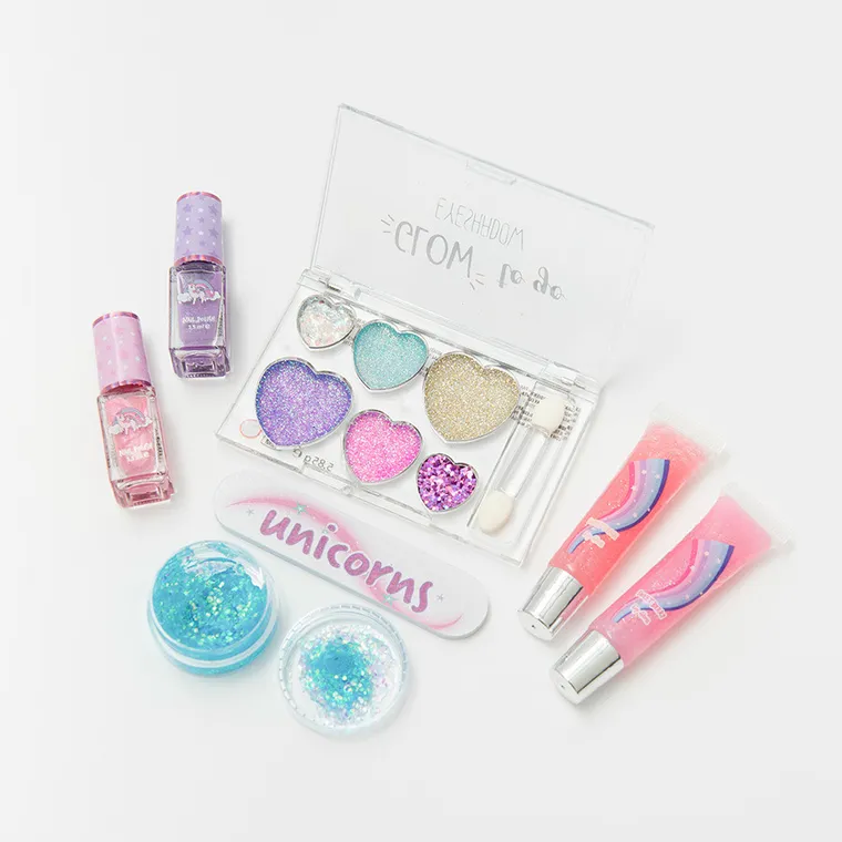 Smiki, Unicorn, set cosmetice pentru machiaj in geanta