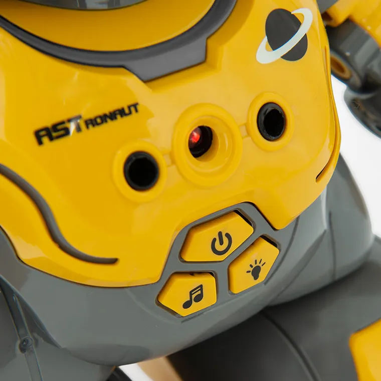 Space robot, jucarie interactiva cu telecomanda