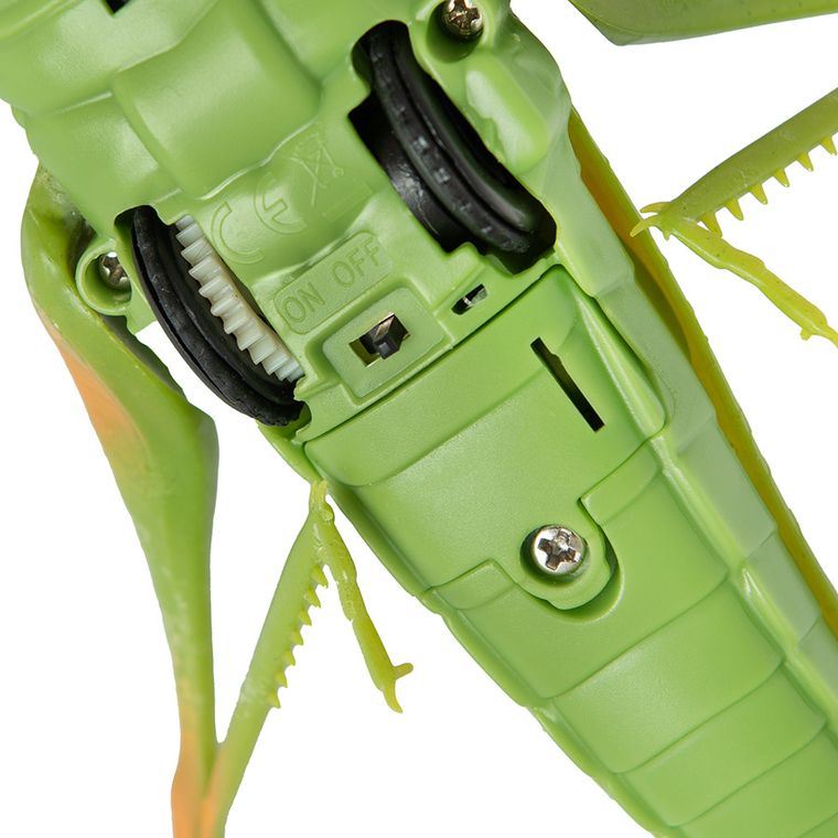 Tech-Bot Nature, lacusta cu telecomanda