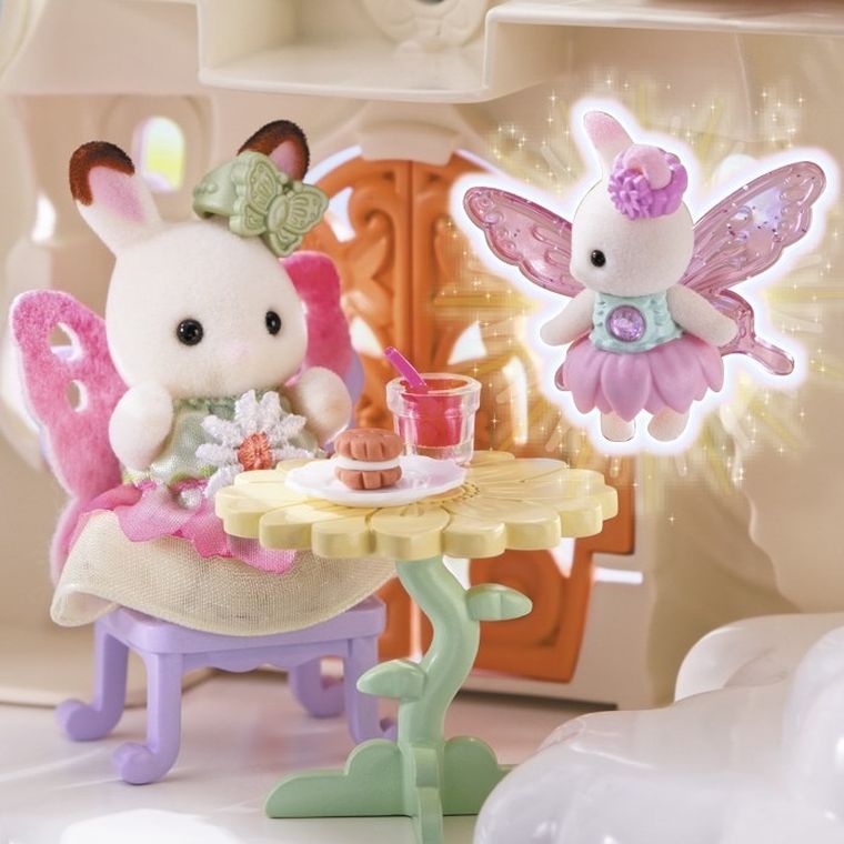 Sylvanian Families, Skytop Fairy Castle, set de joaca cu figurine, 5815