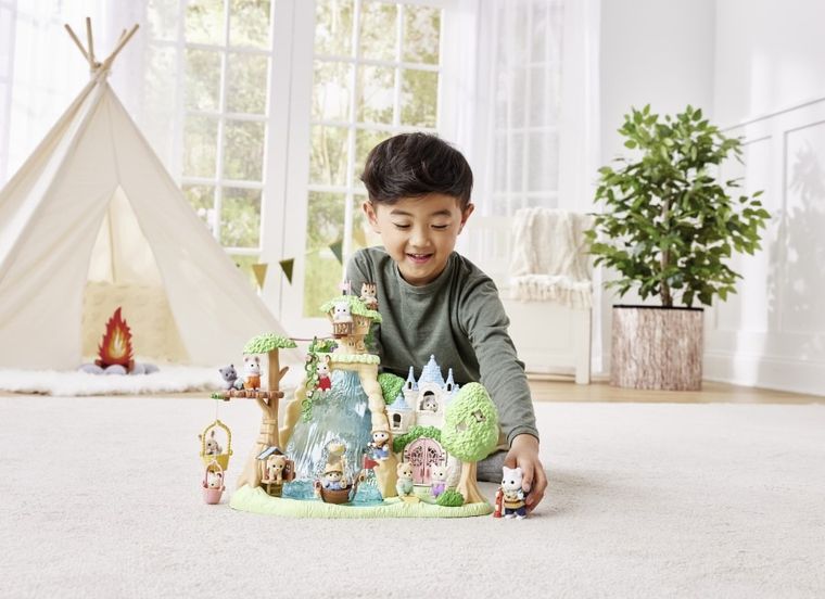 Sylvanian Families, Secret Forest, Insula cu cascada, 5761
