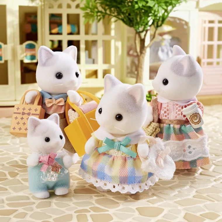 Sylvanian Families, Familia de pisicute, set de figurine, 5738