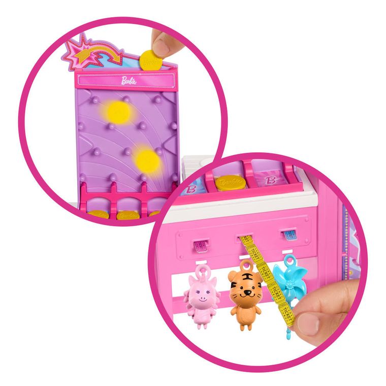 Barbie, Beach Detectives, Treats and Games Booth, set cu papusa si accesorii