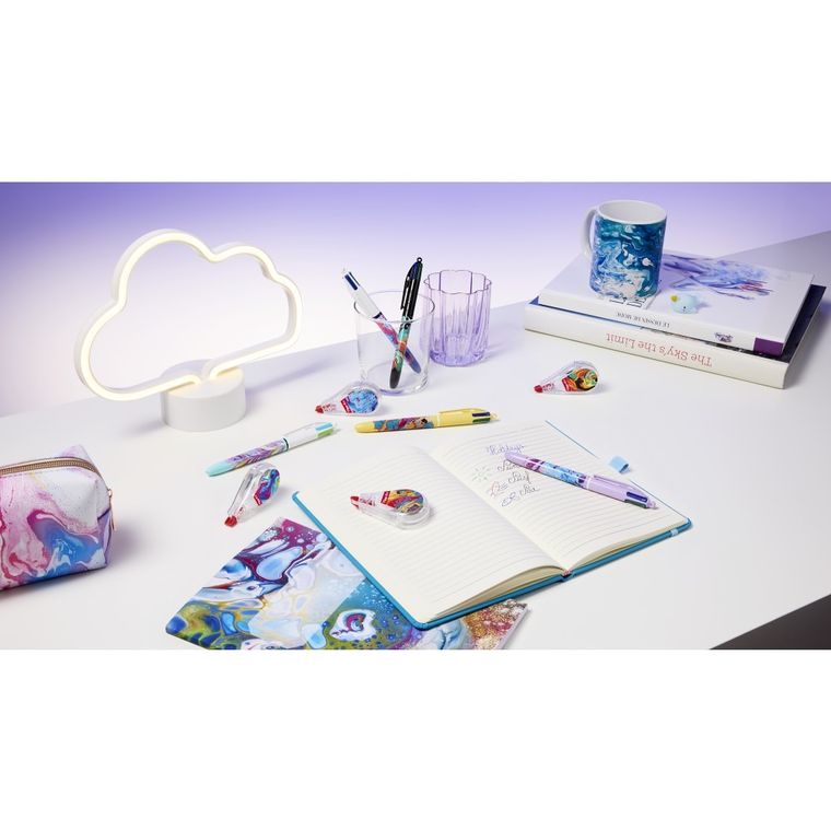 Bic, 4 Colours, Rainbow, pix si corector pentru scoala