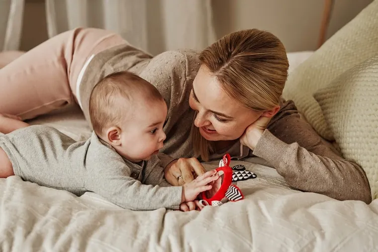 Canpol babies, Sensory Toys, jucarie cu oglinda si sunatoare