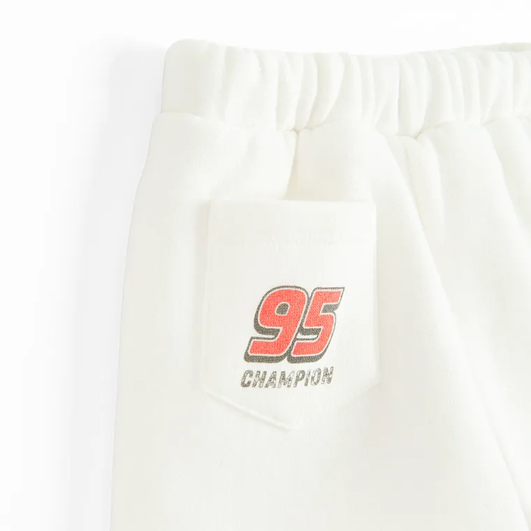 Cool Club, Pantaloni trening pentru baieti, alb, imprimeu Cars