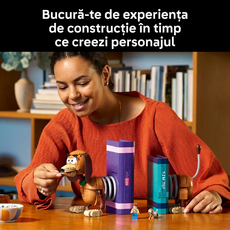 LEGO Disney Pixar, Opritoare de carti Cainele Slinky din Povestea jucariilor, 43301