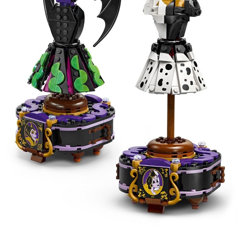 LEGO Disney, Rochiile lui Maleficent si Cruella De Vil, 43262
