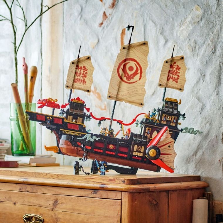 LEGO Ninjago, Nava Bounty a Templului, 71848