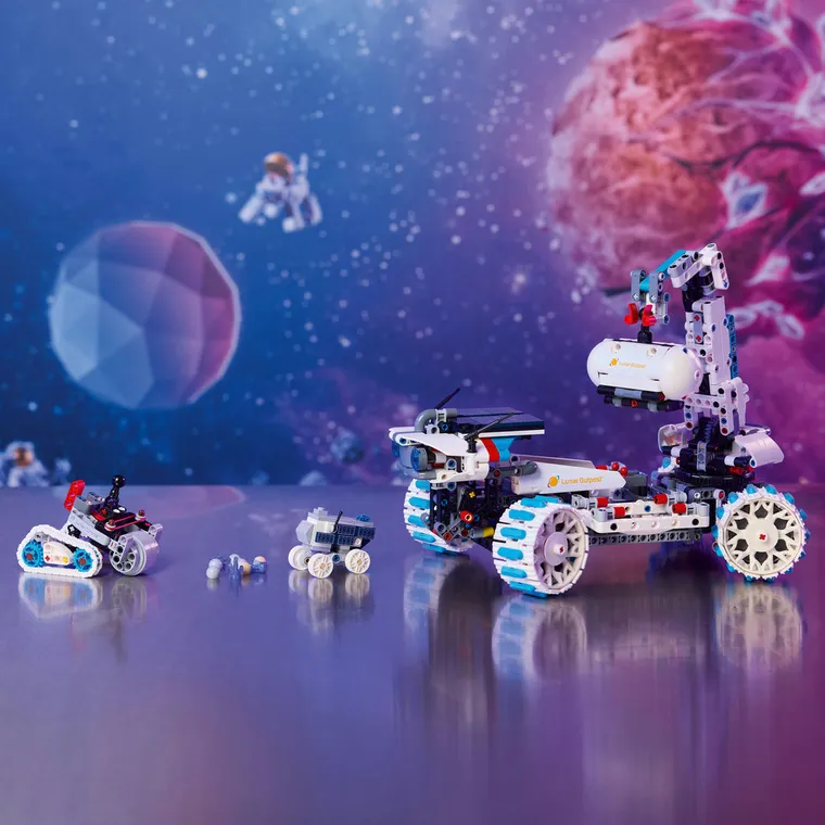 LEGO Technic, Vehicul spatial Rover Lunar Outpost, 42211