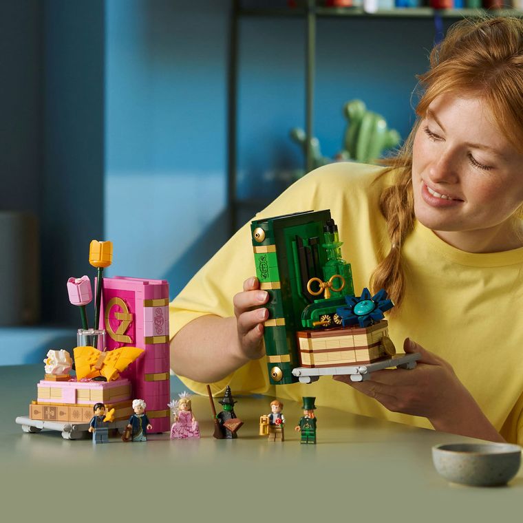 LEGO Wicked, Opritoare de carti Glinda si Elphaba, 75691