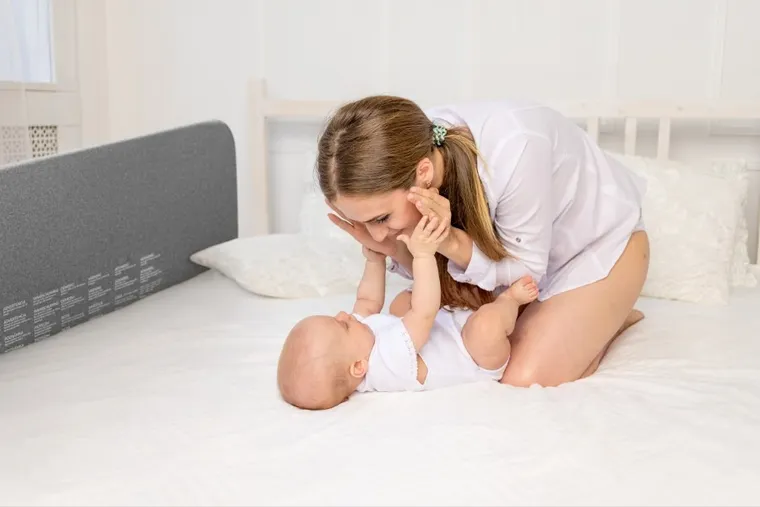 Lionelo, Lora, bariera de siguranta pentru patut, Beige Sand