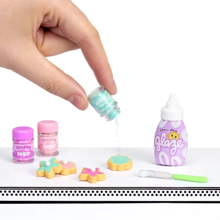 MGA's Miniverse, Make It Mini, Spring, bila surpriza