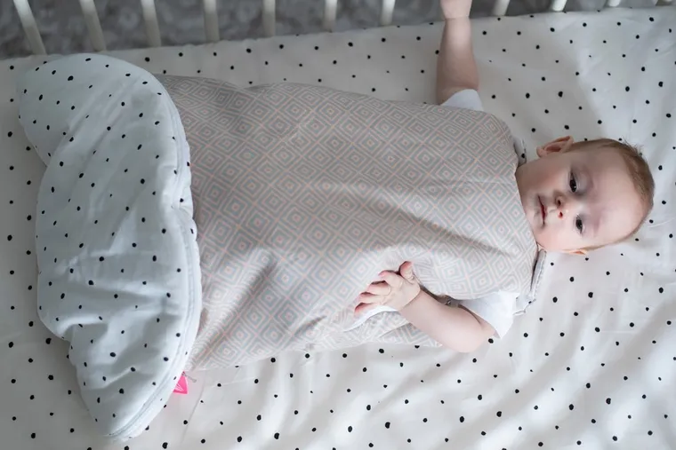 Motherhood, Zip-A-Round Sac de dormit din bumbac 2in1 (3-18 luni), Pink Squares