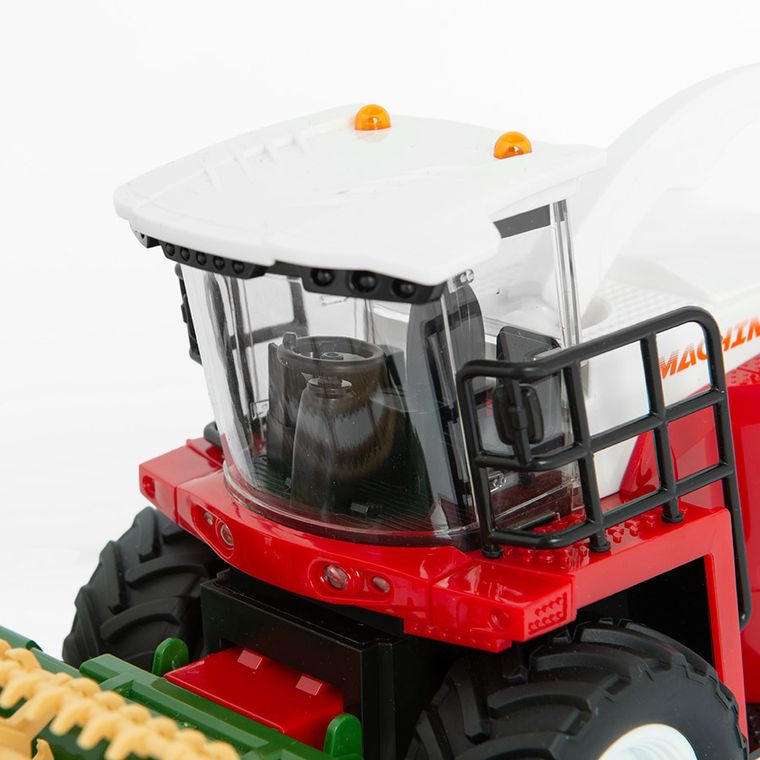 Smiki, combina agricola, vehicul cu telecomanda