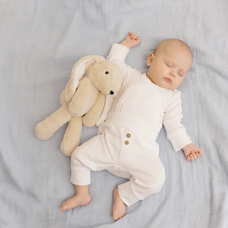 Smiki, Little Dreamer, Iepuras cu sunete albe, jucarie de plus cu lumini si melodii